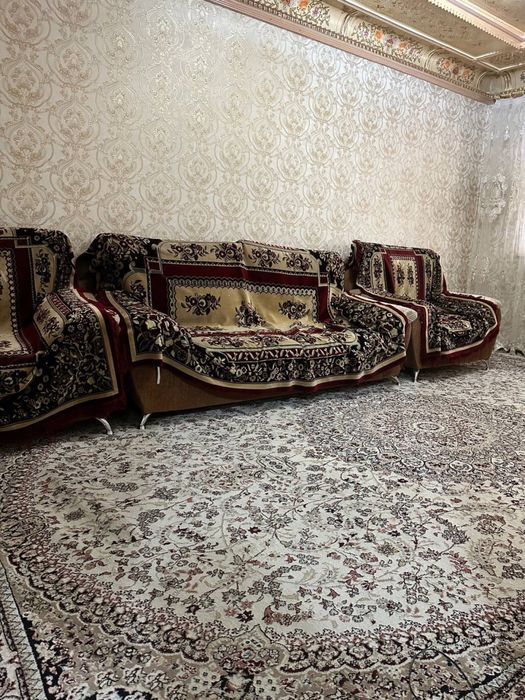 Продаётся 4-комн 3 этаж.    Себзор.    Корзинка