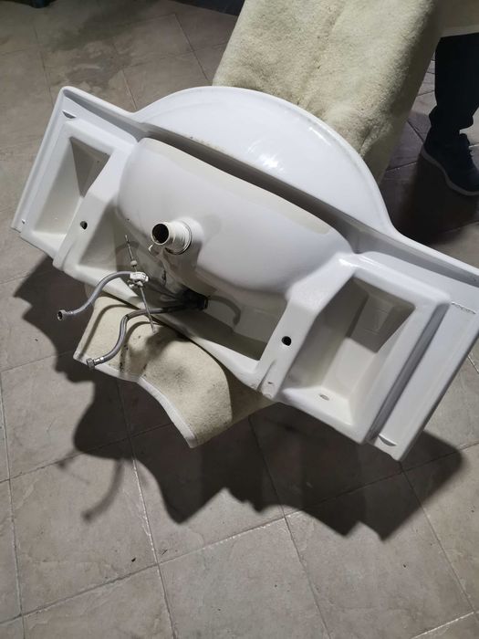 Мивки с батерия на Видима