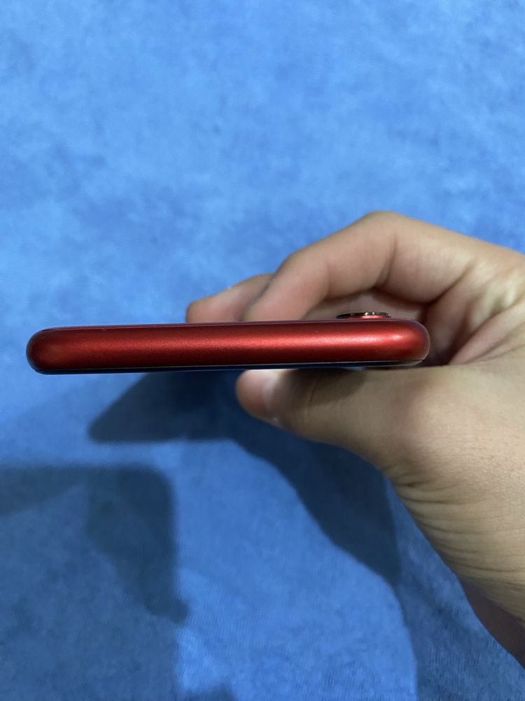 iPhone Xr в отличном состоянии