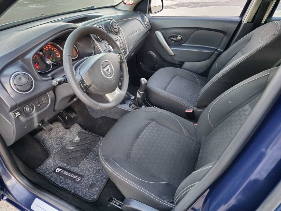Dacia Sandero + GPL  - 2016 - euro 6 - Full Option