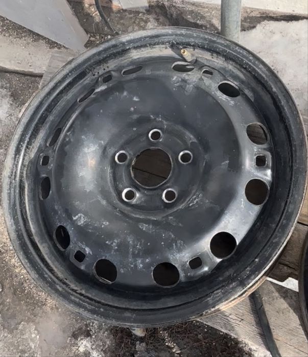 4 шт. Цена 40 тысяч, находится в Астане по ул Арыкты