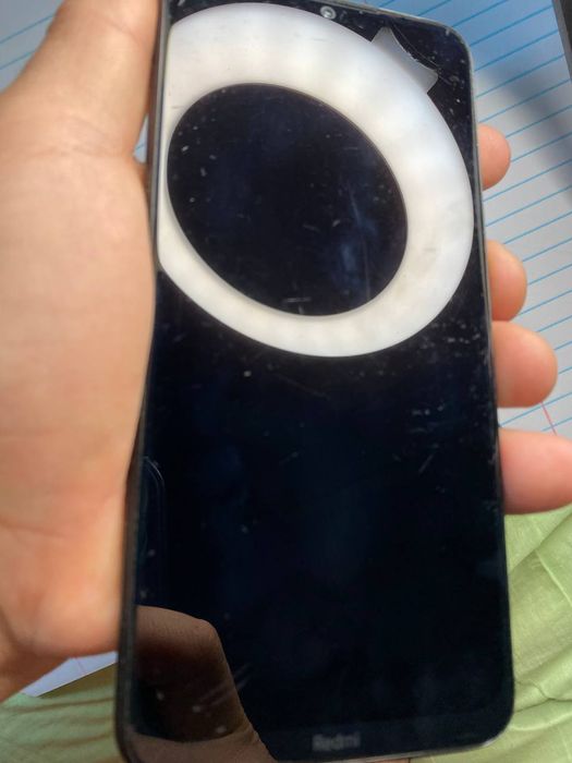 Продам 2 телефона redmi note 8