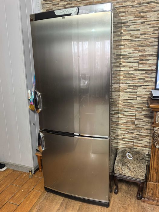 Холодильник. Camdy