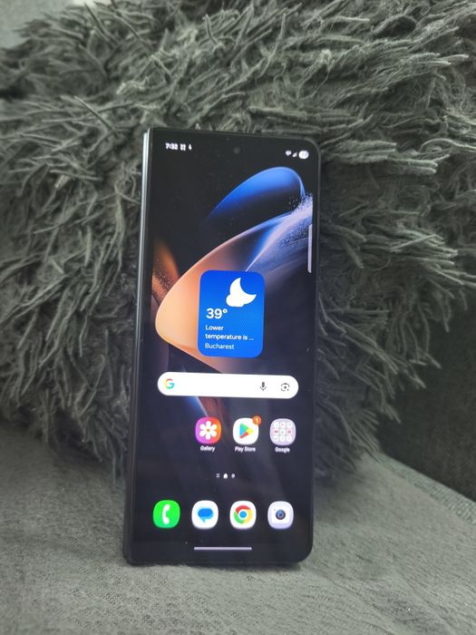 Samsung Fold 4 America