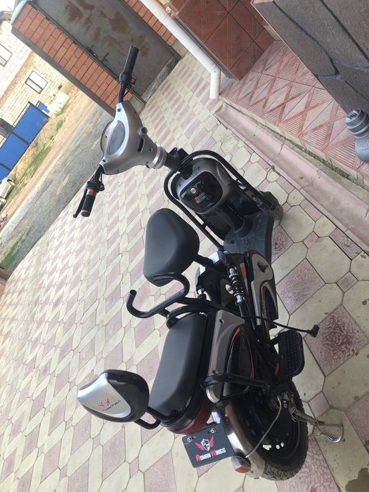 Продам хорошыи электроскутер