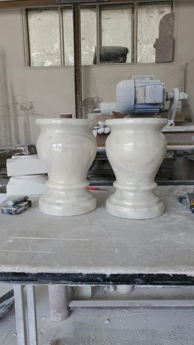 Executam trepte, glafuri,vaze din marmura,travertin