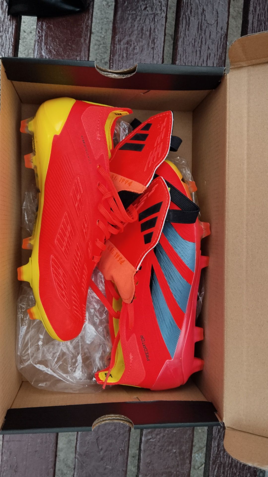 футбольные бутсы adidas predator