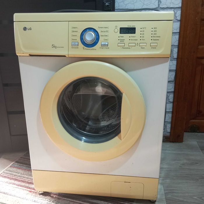 Стиральная машина на з/ч или ремонт