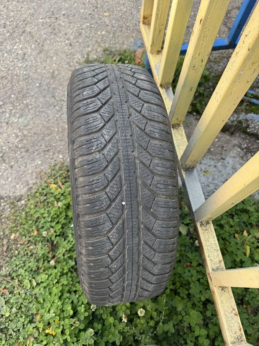 Джанти 195/65/15 със зимни гуми и тасове 5х112