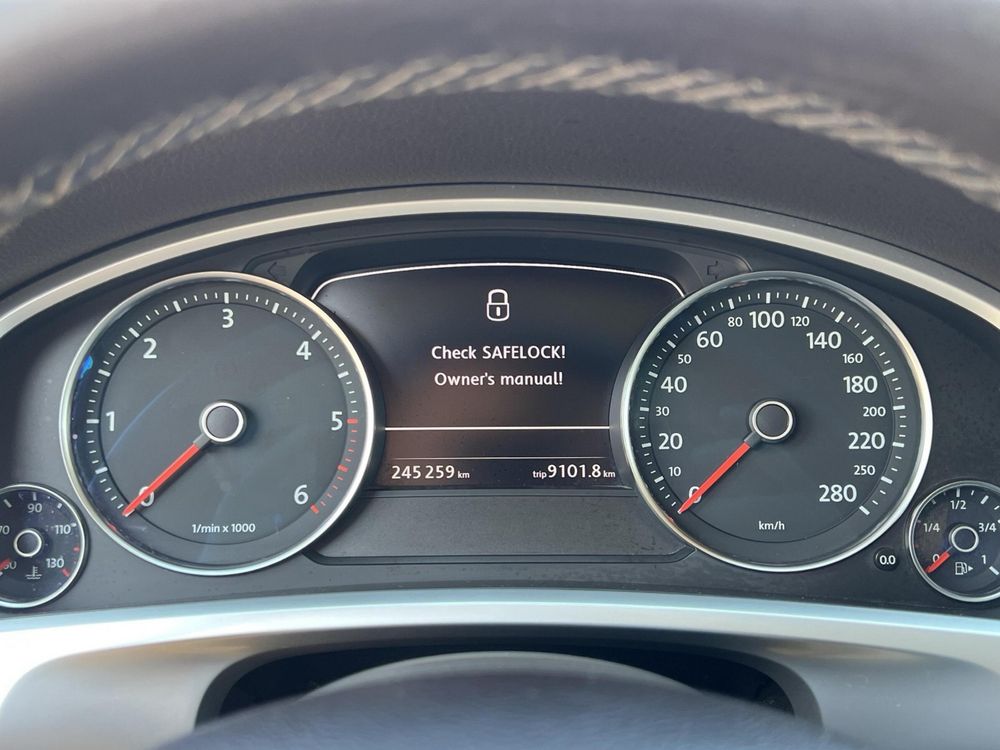 Volkswagen Touareg 3.0 TDI V6 – 245 CP | 2013 | 4x4 | Automat