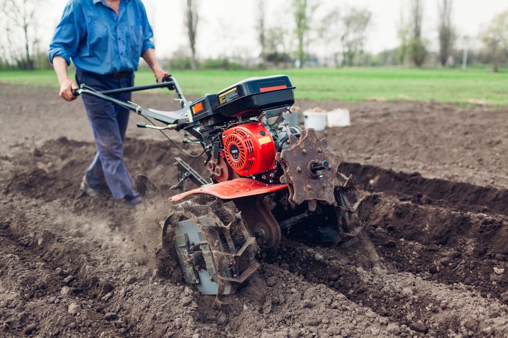 Motoblok! Moshniy yer haydash uchun moshina,Oĝiringizni yengil qiladi
