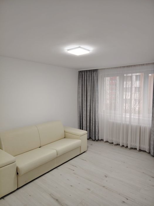 Inchiriez apartament 2 camere Sector.4