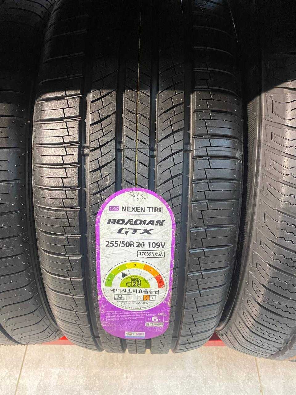 Nexen Roadian GTX  255/50R20