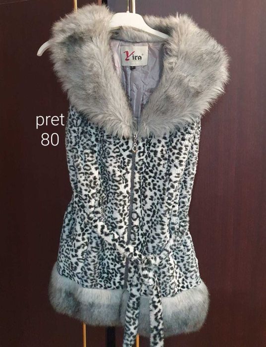 Vesta de blana cu guler