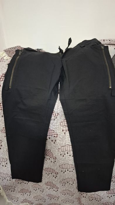 Продам  джинсы  чёрные