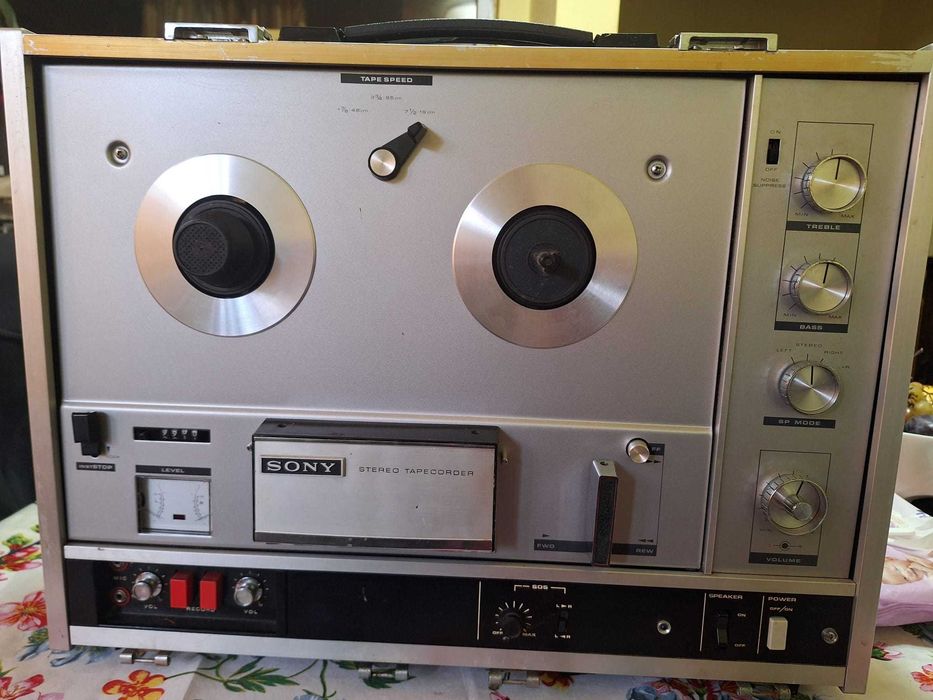 Magnetofon Sony TC540