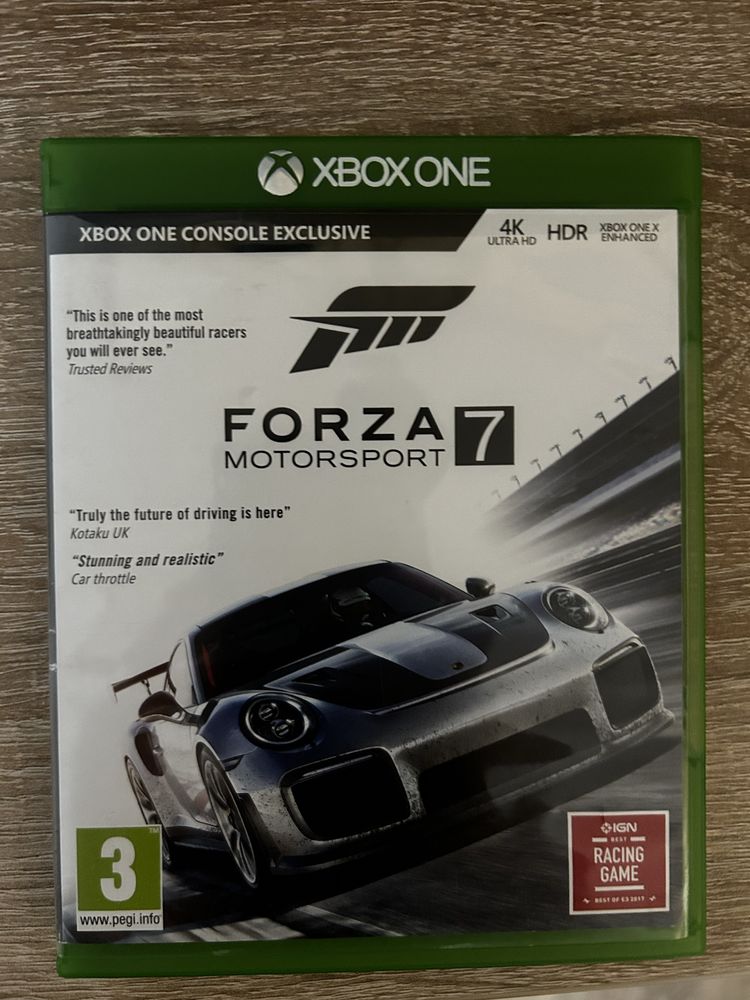 Xbox One S cu 2 controllere si 4 jocuri