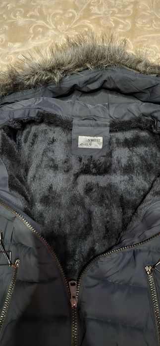 Дамска зимна шуба.
