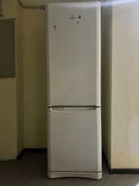 Холодильник INDESIT