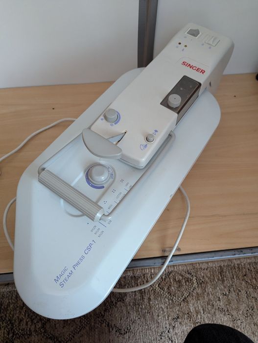 Presa de calcat Singer