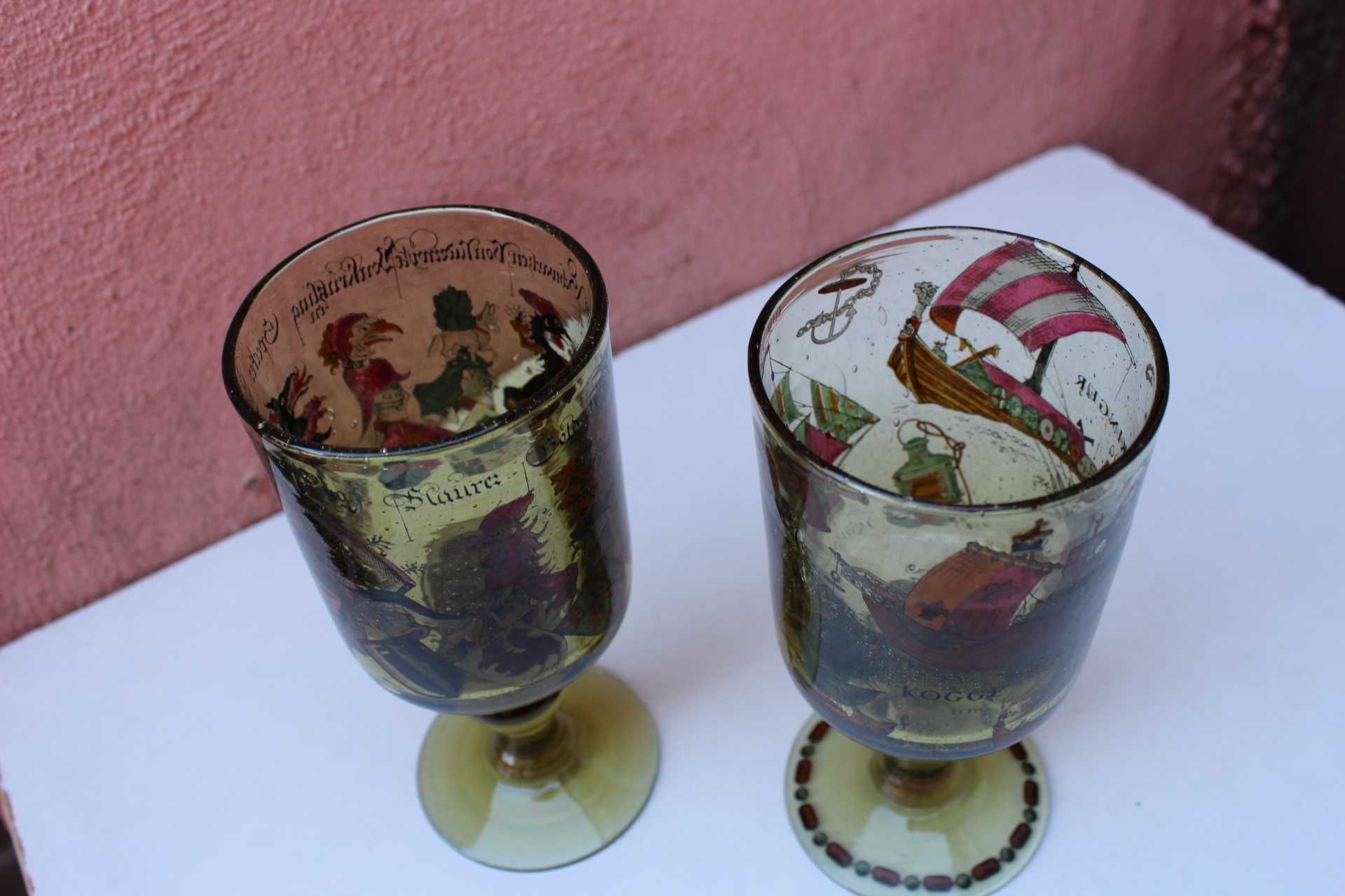 Set 2 pahare sticla suflata VIKINGI / MEDIEVAL, Polychrome, 1950