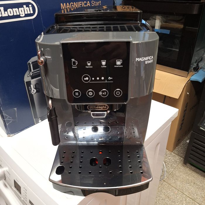 Кафета машина Делонги Магнифика Старт внос от Германия гаранция