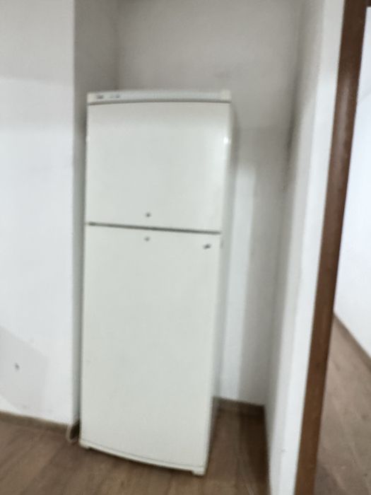 Срочно продам холодильник