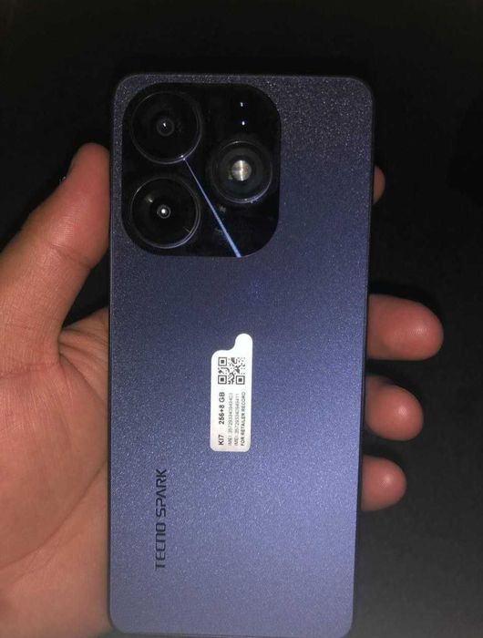 Tecno spark 10 pro 256gb pamit