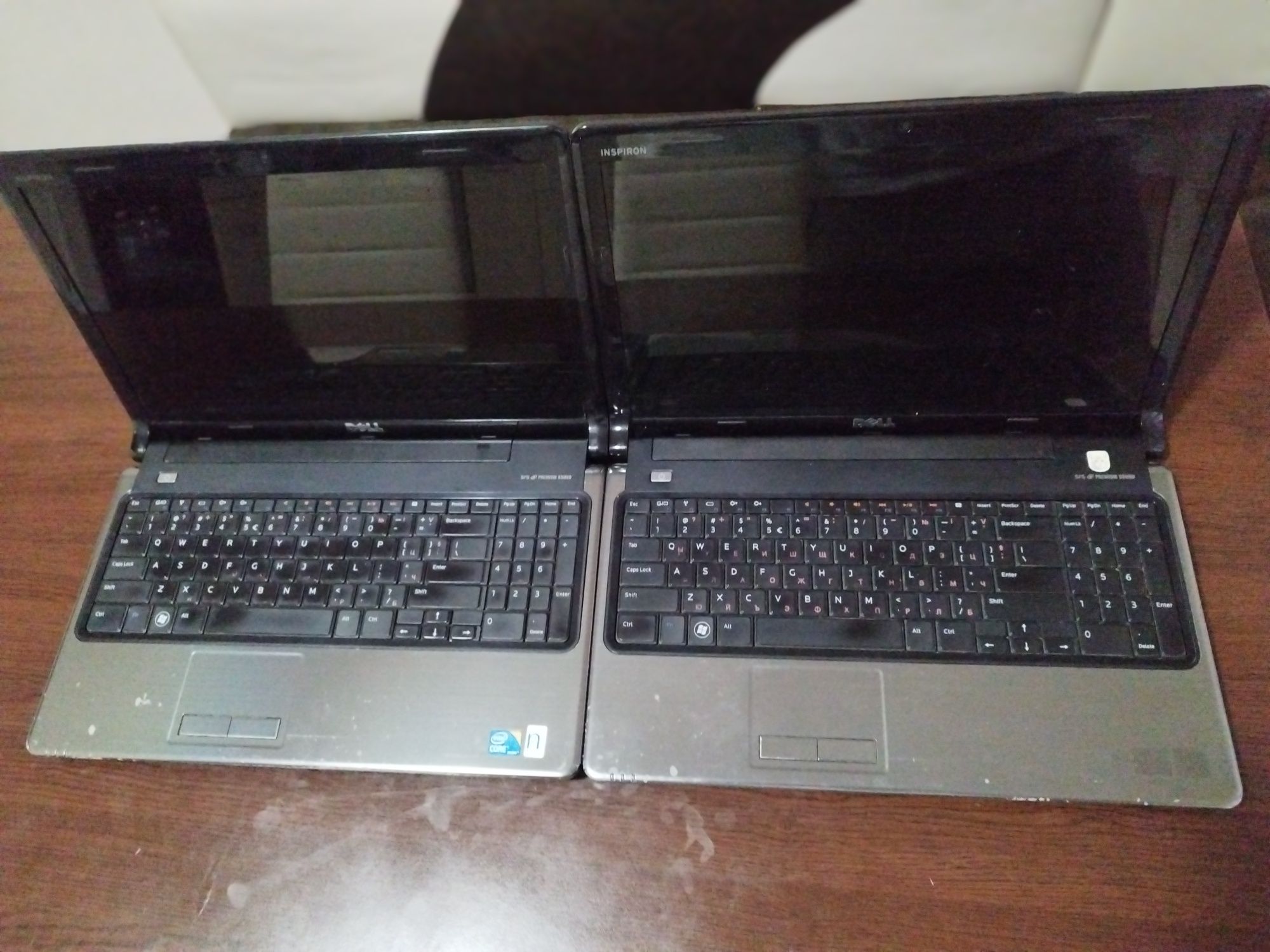 Лаптоп DELL inspiron 1564