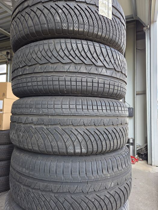245/45/18 Michelin alpin pilot MO Runflat
