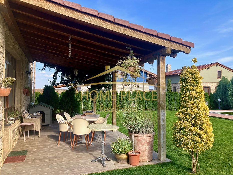 Продава се Къща в с. Приселци, Област Варна - 330 кв.м за 1455 €/кв.м - Снимка #8