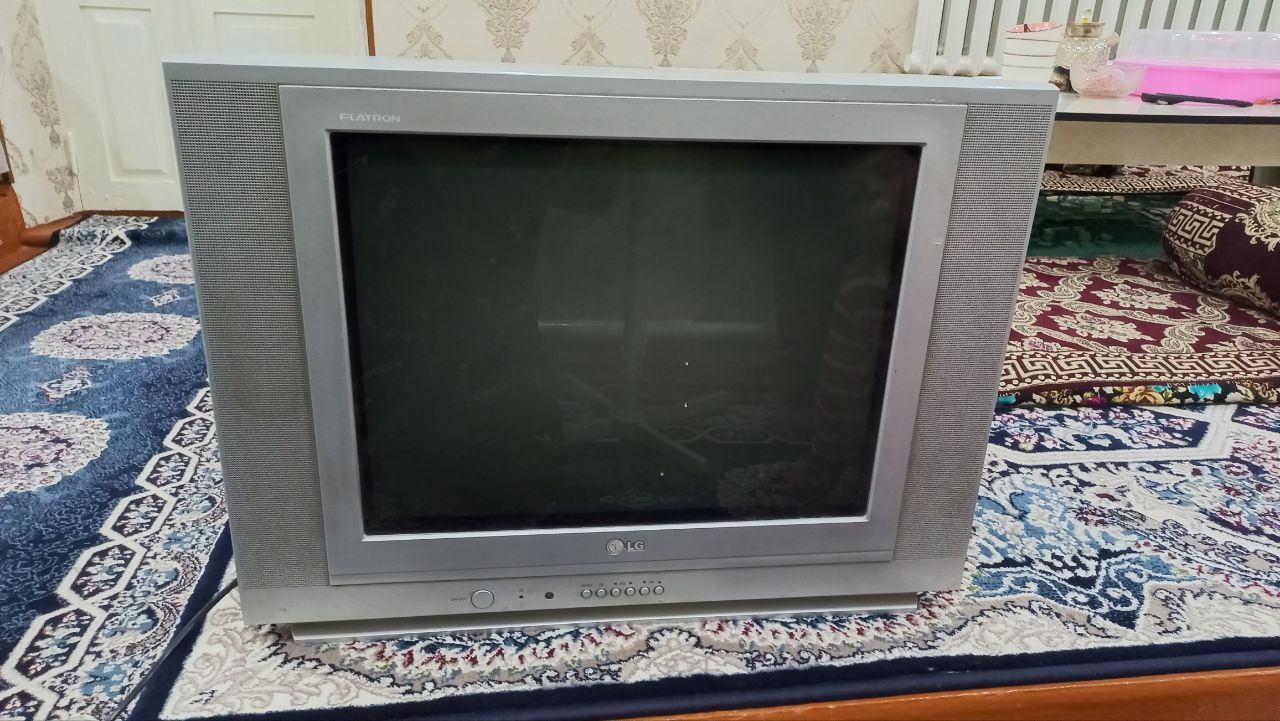 Уй жихозлари сотилади