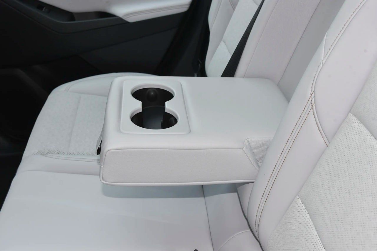Equinox hybrid CIP