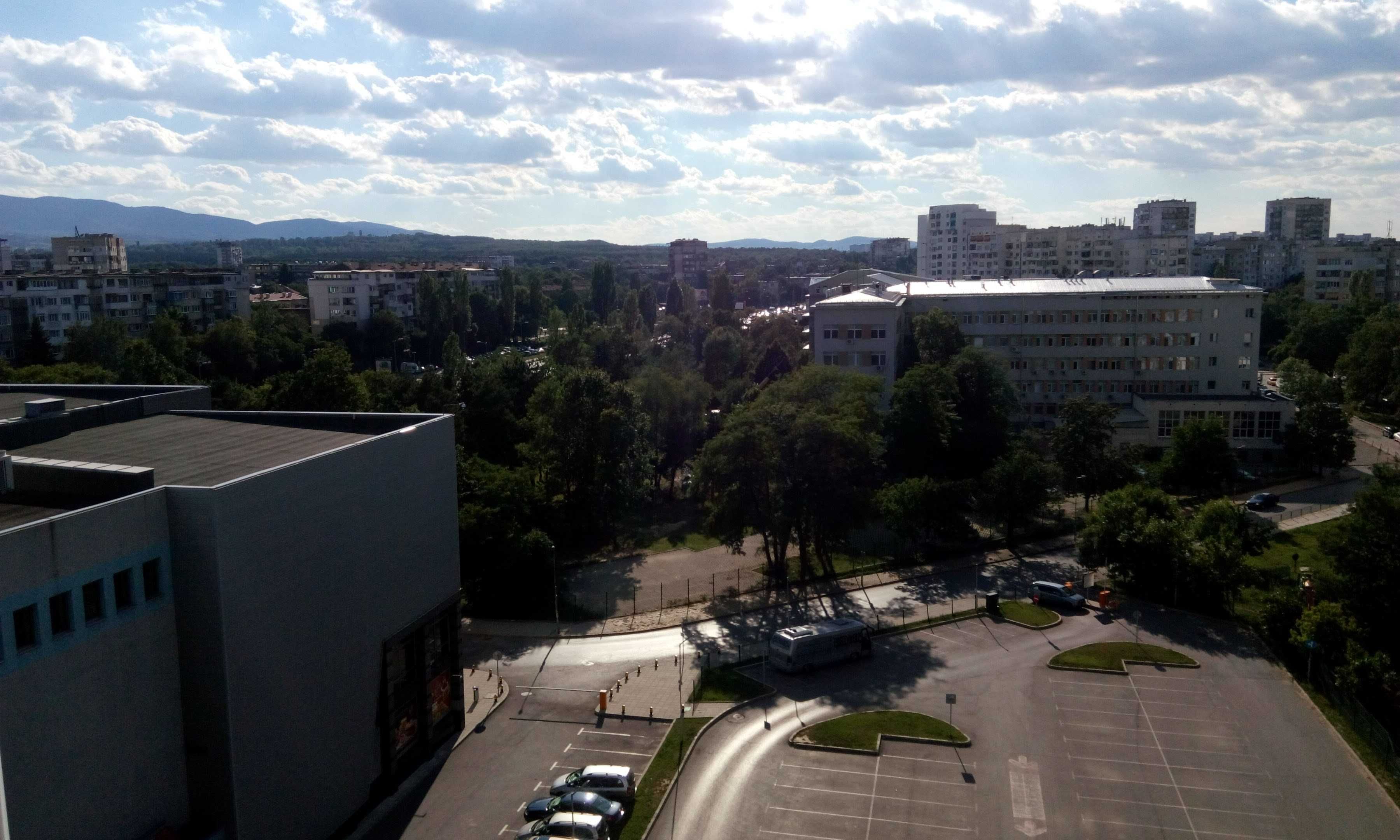 Собственик отдава под наем обзаведен апартамент в кв.„Св. троица“