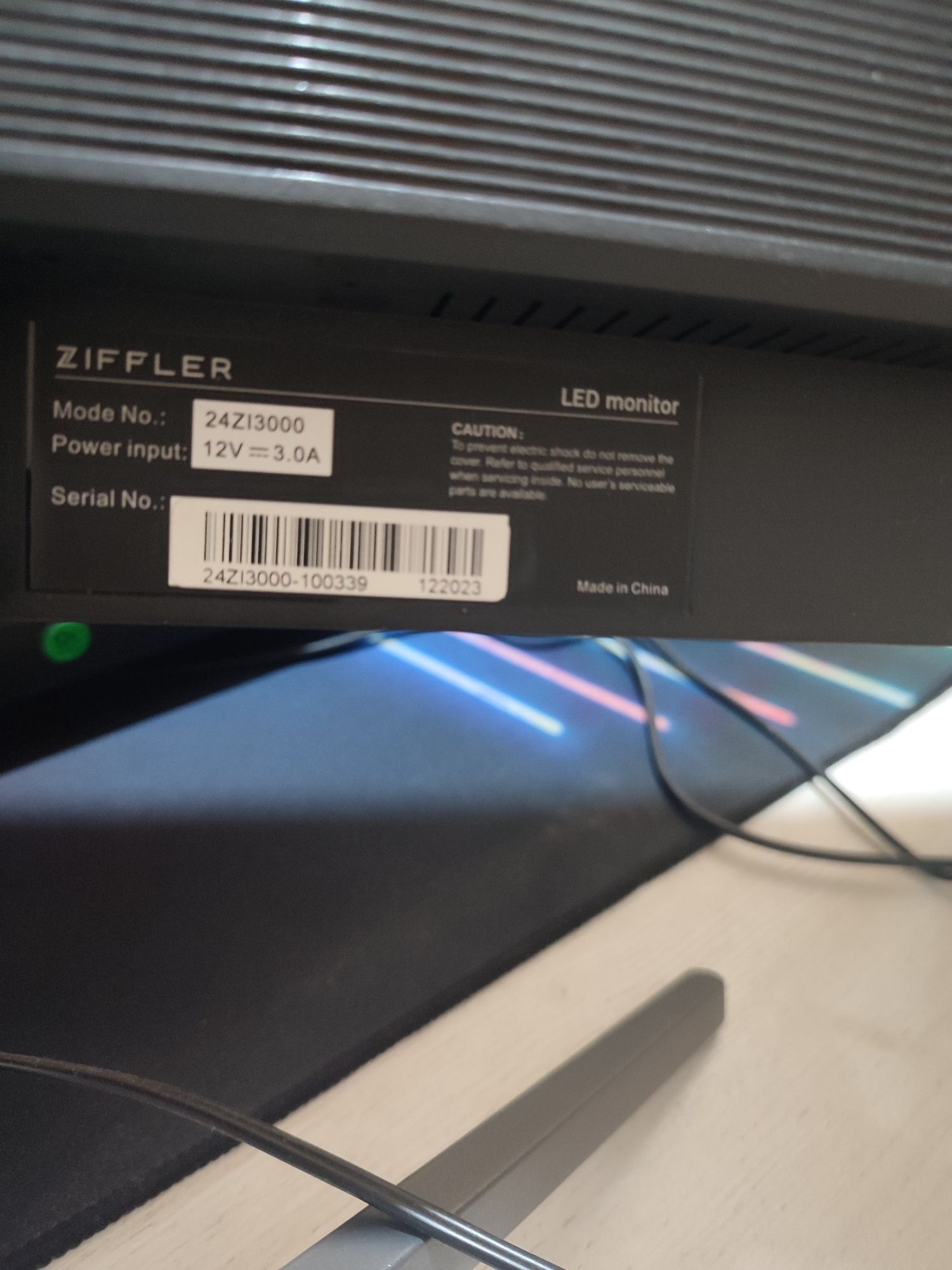 Продаю монитор Ziffler