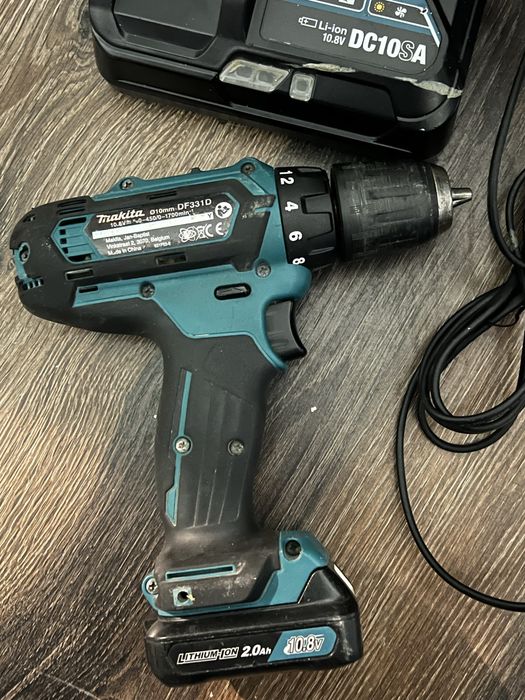 Vand autofiletanta Makita 10.8v/12v