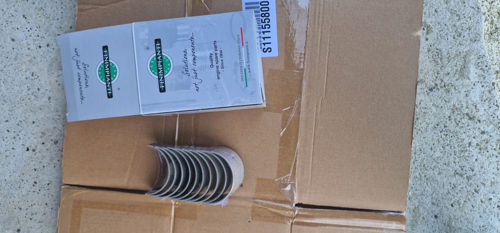 Cuzineti biela palier  st r1.r2.r3 UTILAJE agricole

FIAT

TRACTOR

Se