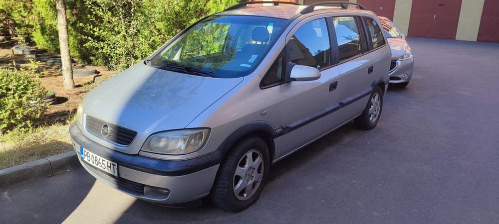 Продавам Opel Zafira А 1999 бензин с газова уредба 1.8