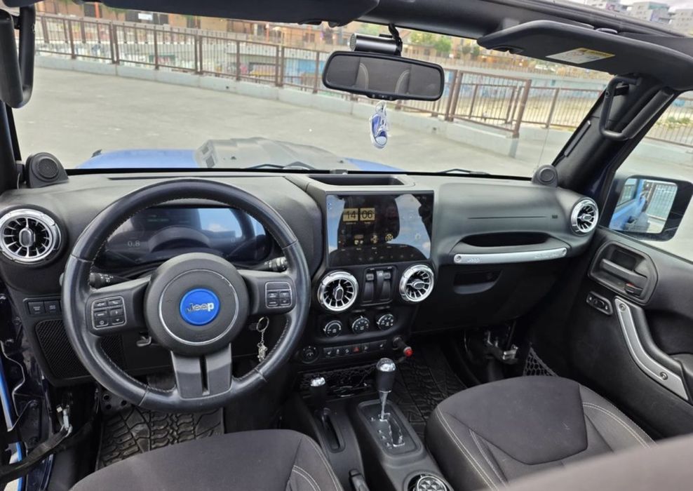 Jeep wranger rubicon jk