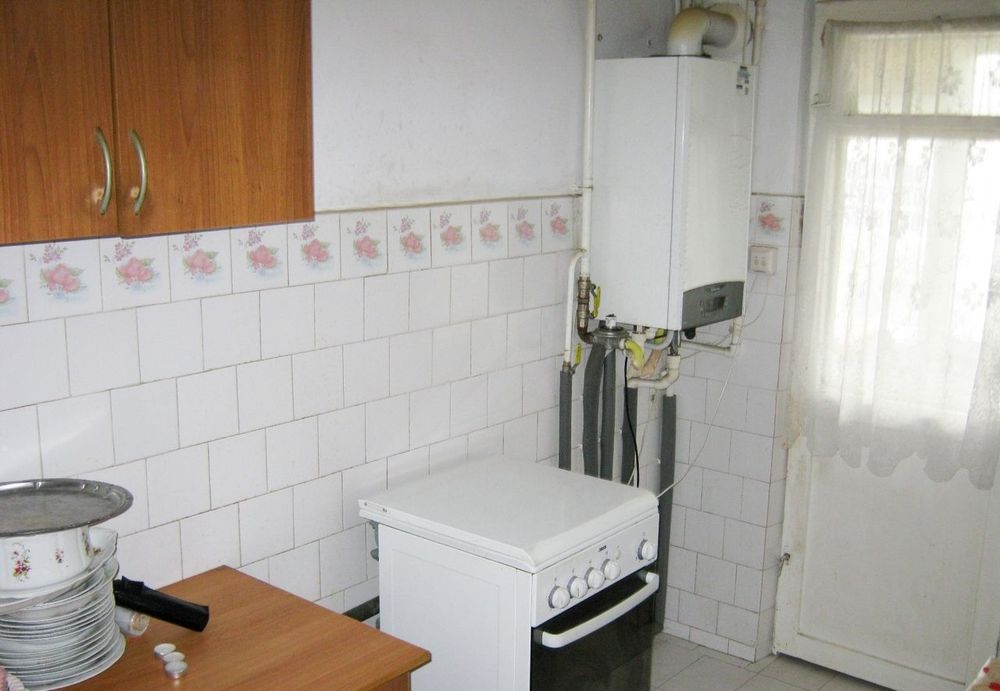 Vând ap 3 cam dec confort1 Micro 39B, str Henri Coandă, f spațios 70mp