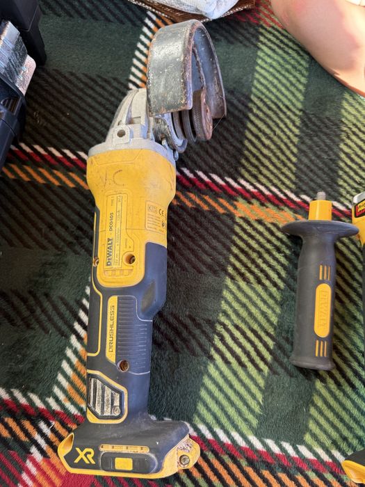 Flex Dewalt DCG405 corp