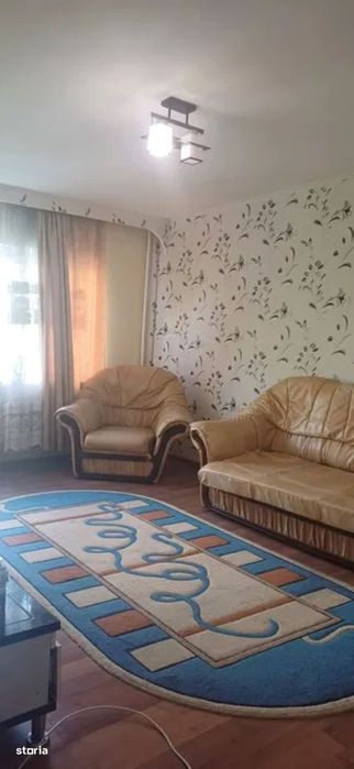 Apartament cu 3 camere in I. C. Frimu