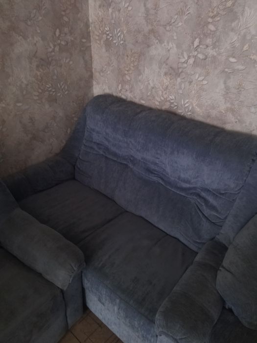 Диванчик двухместный