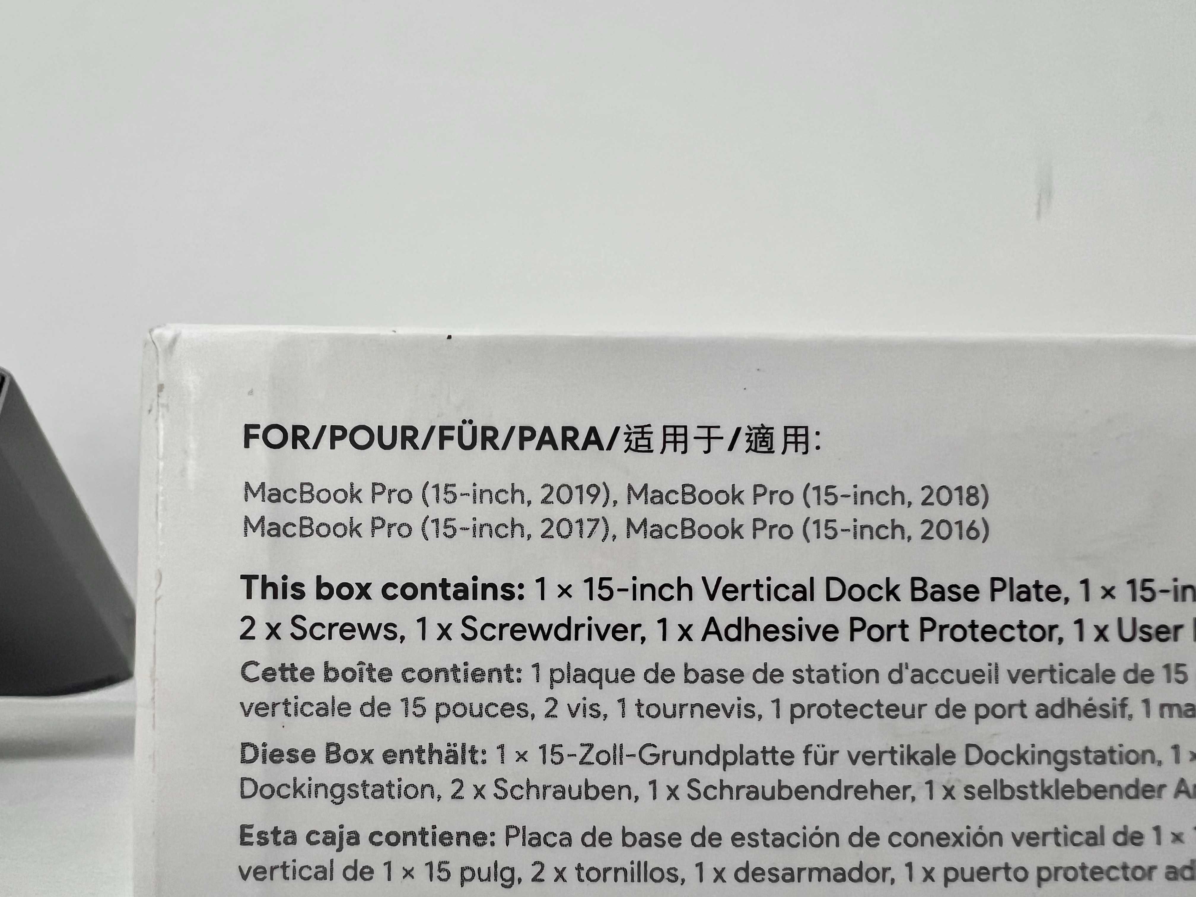 Suport Vertical Dock Brydge, compatibila cu MacBook Pro 15-inch