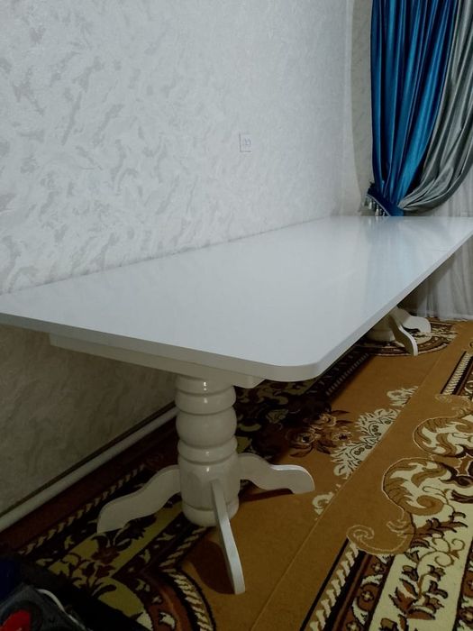 Продам кухонный стол !