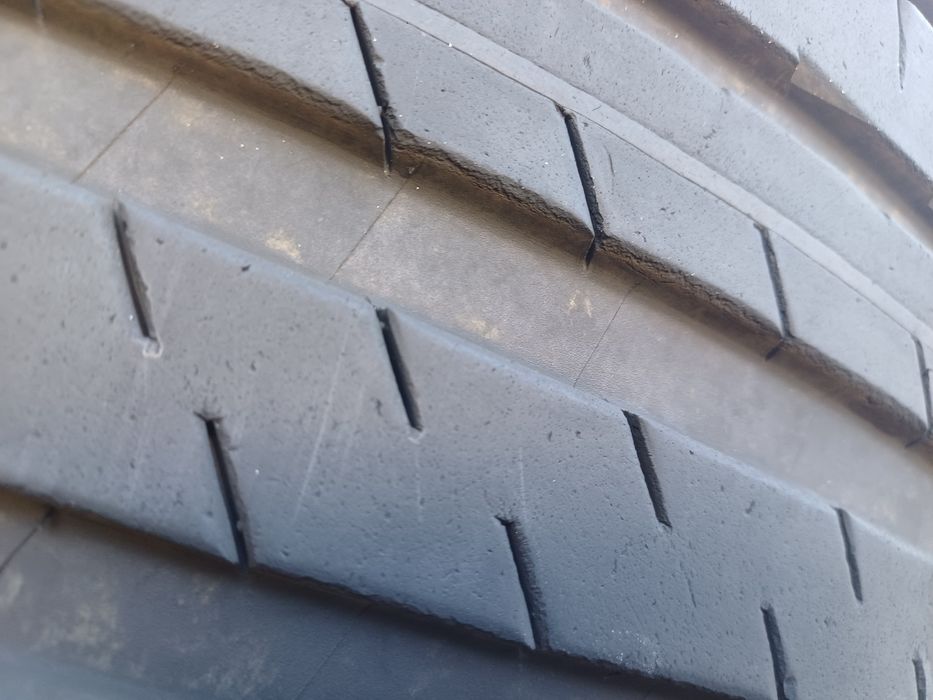 Гуми 245/40/19 Мишелин