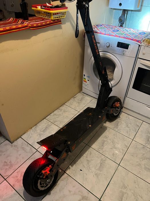 Vând trotineta electrica kukirin g4