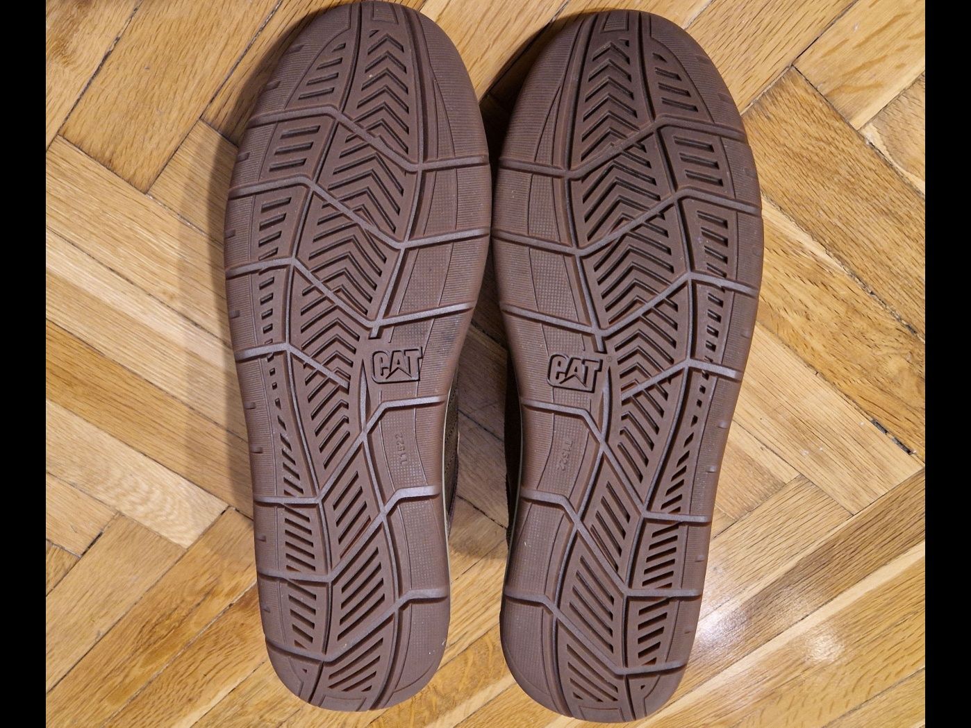 Зимни обувки Caterpillar APA Cush Mid, EU 48, UK 12