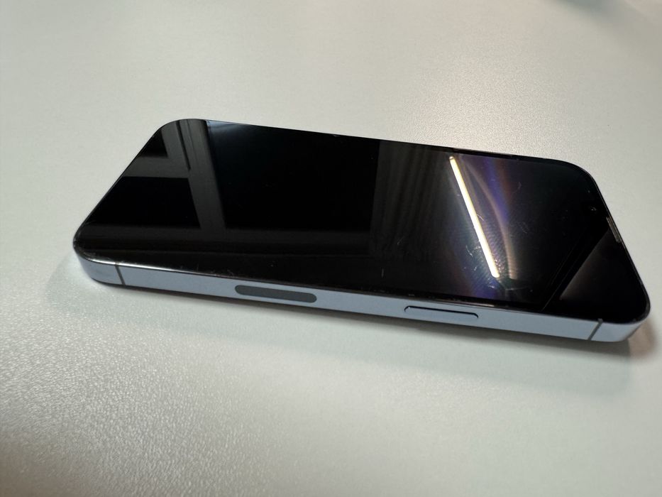 iPhone 13 Pro Sierra Blue