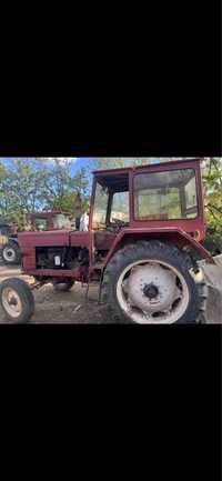 Tractor u650 + remorca badculabila + sematoare+plug